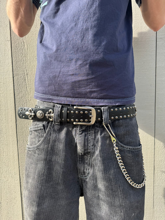 FLEUR-DE-LIS STUDDED BELT