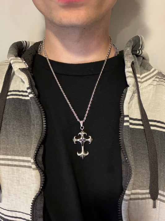 ROYAL CROSS CHAIN