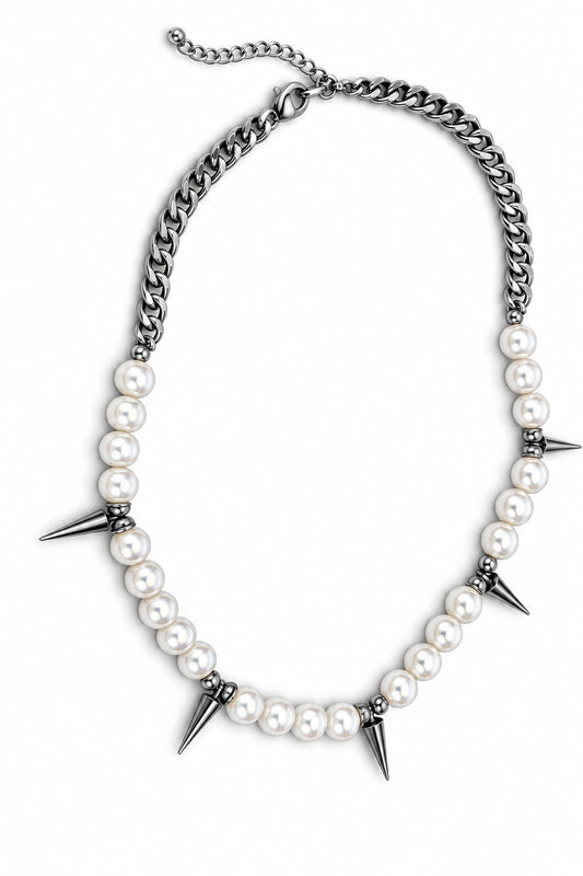 RIOT PEARL Necklace