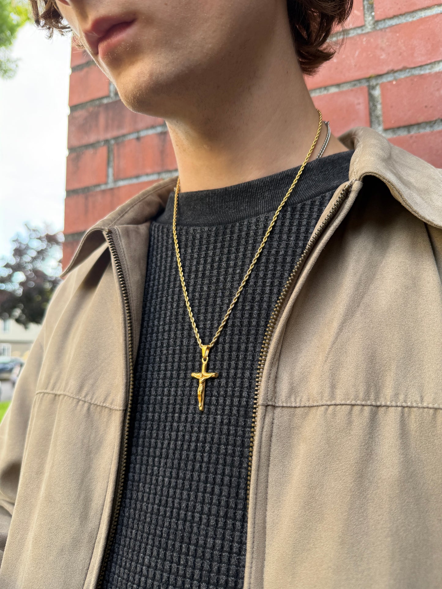 GOLD JESUS CRUCIFIX