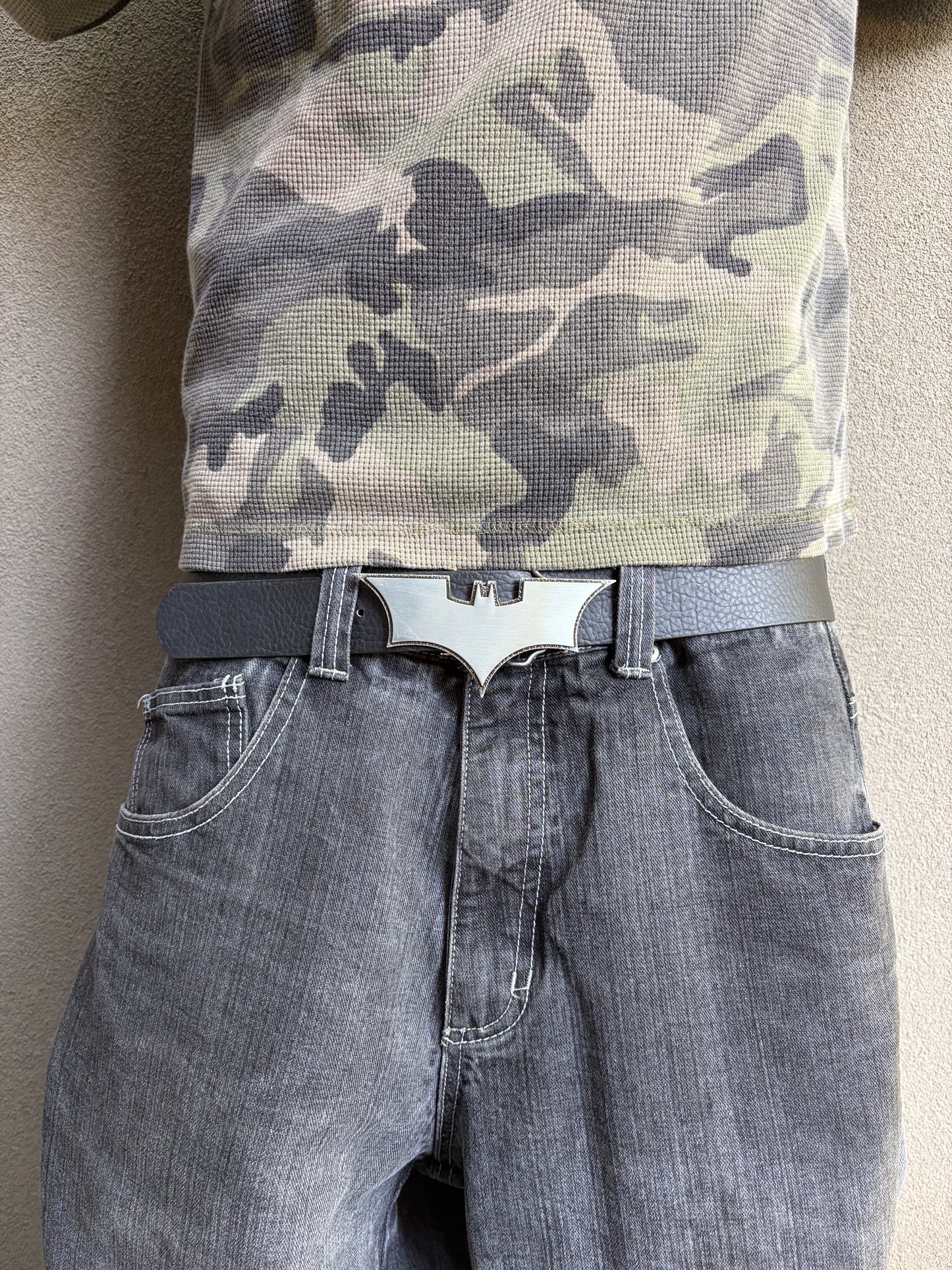 SILVER BATMAN BELT