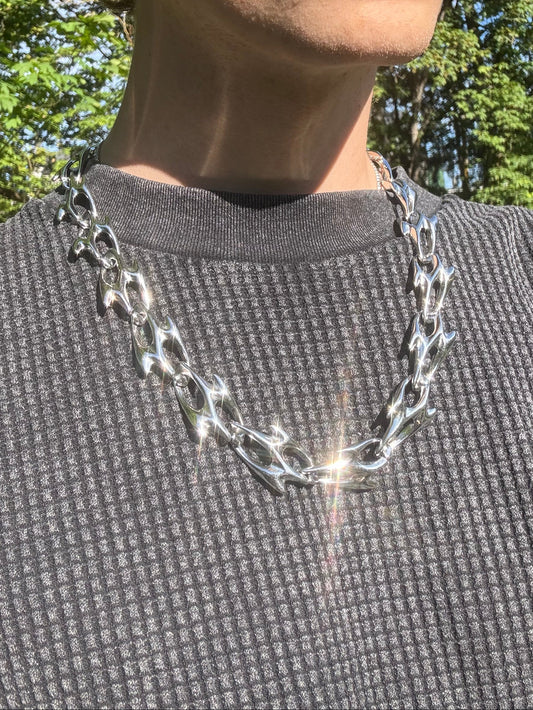 BLADE FIRE NECKLACE