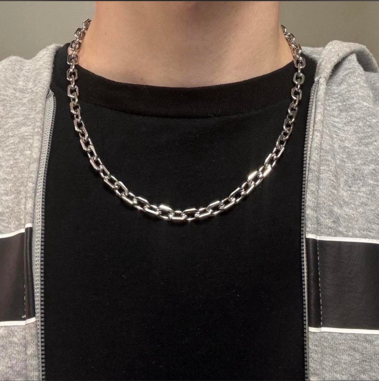 RECTANGLE CHAIN
