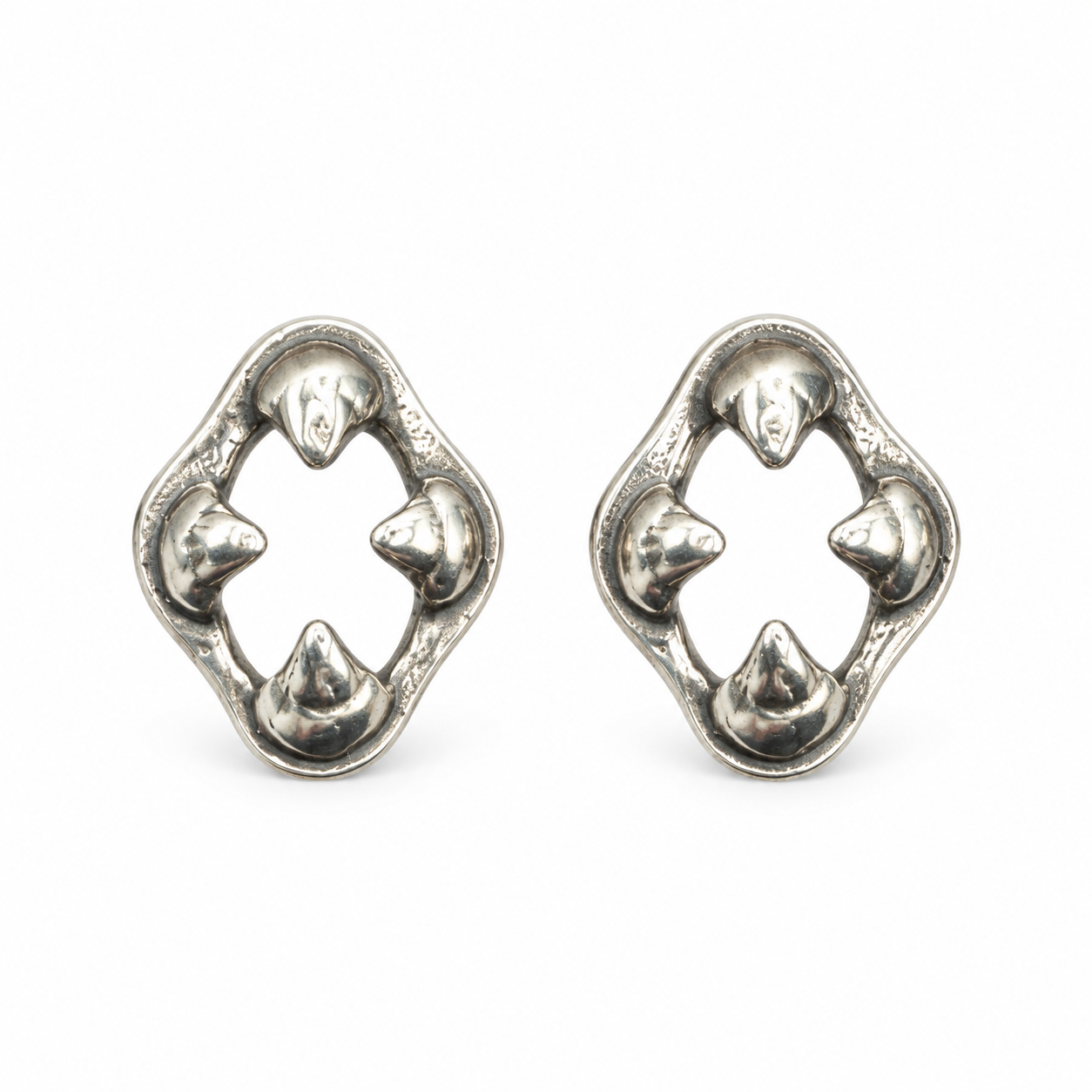 FANG EARRINGS