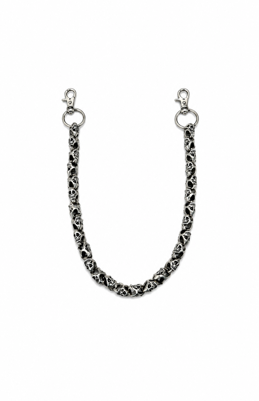 SKULL-BOUND CHAIN BELT