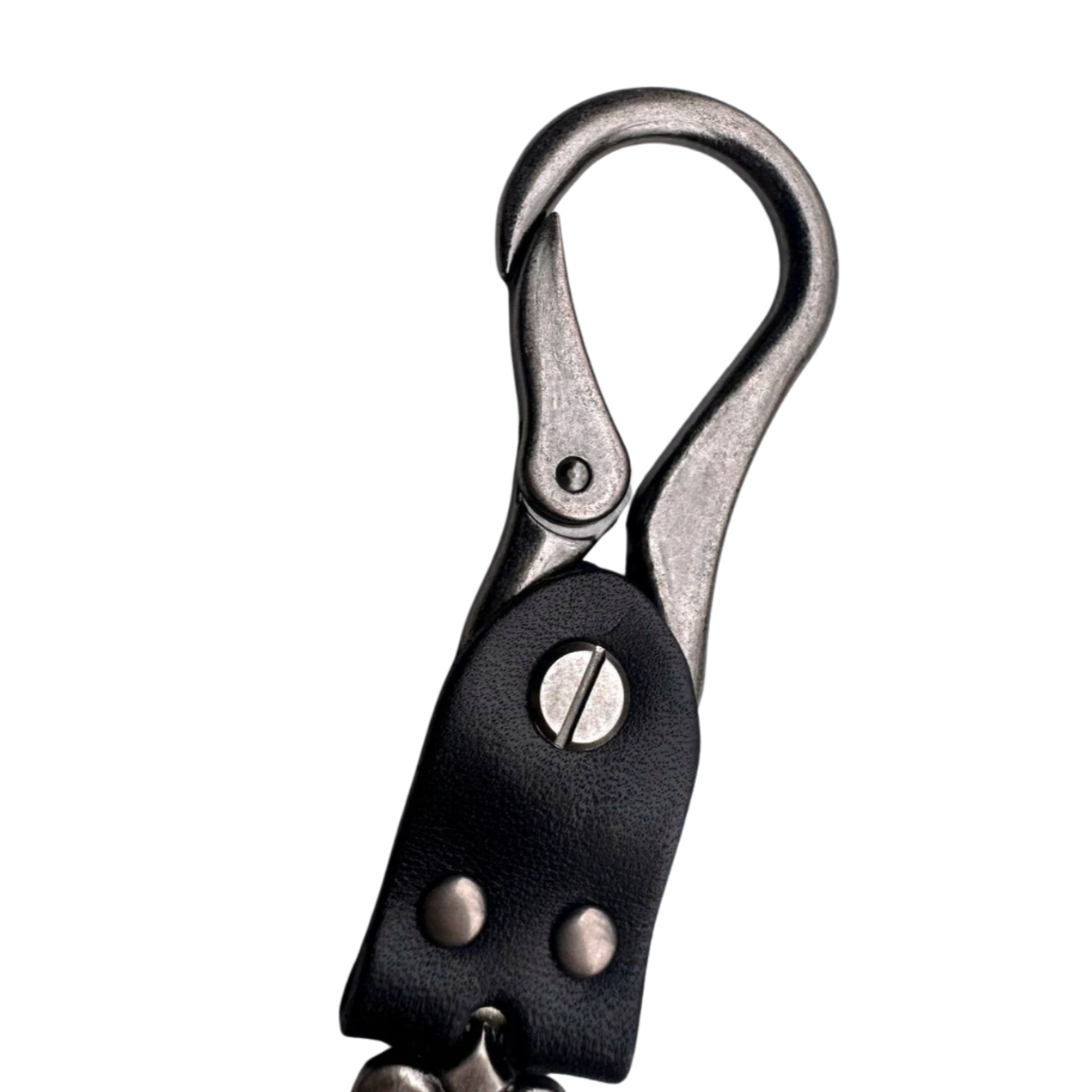 ONYX FLEUR DE LIS KEYCHAIN