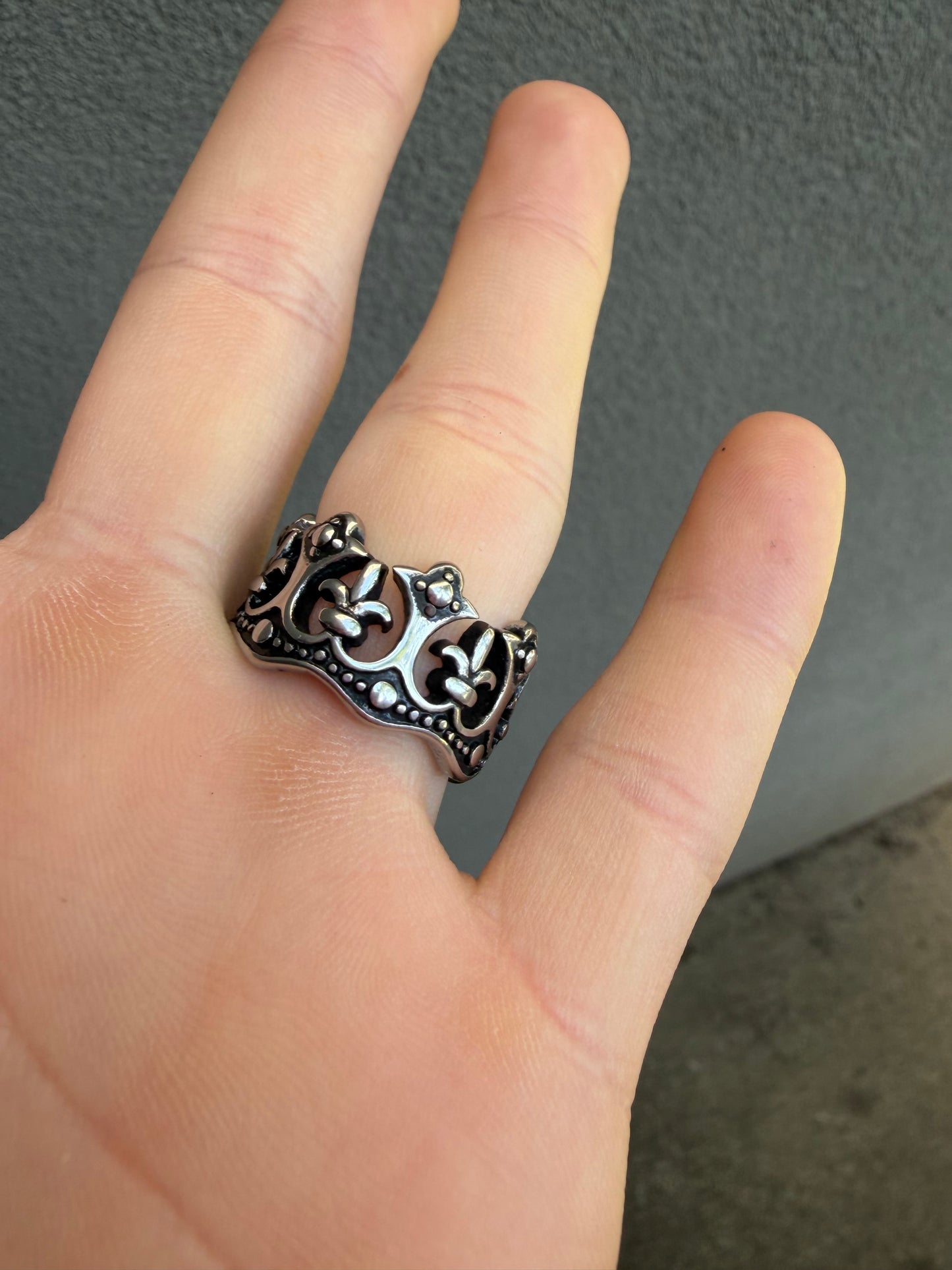 ROYAL CROWN RING