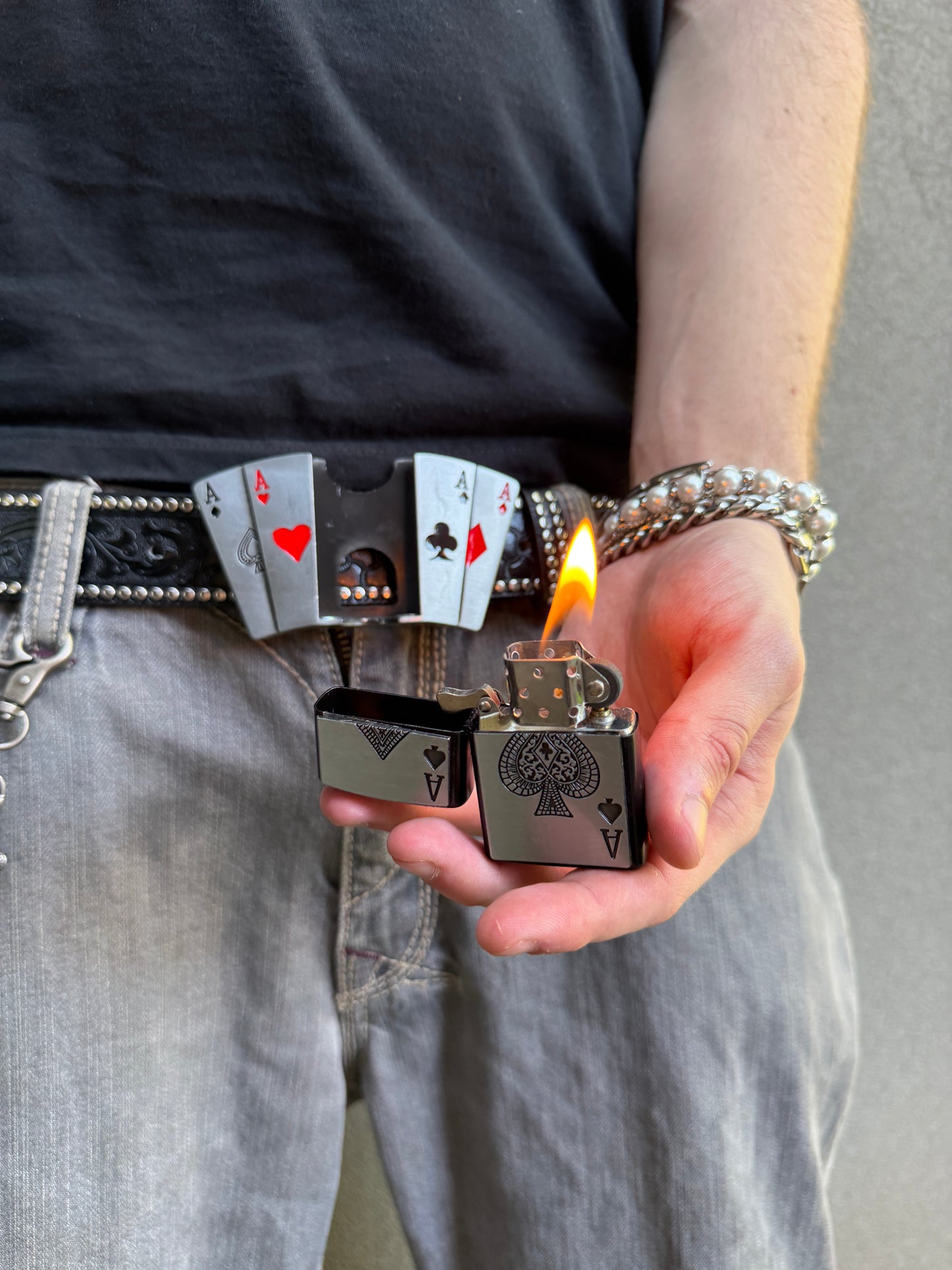 CRIMSON CARDS LIGHTER BELT