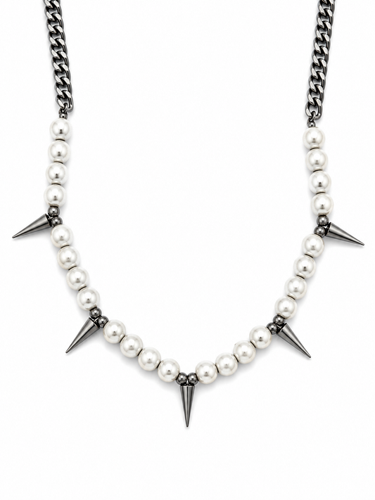 RIOT PEARL Necklace