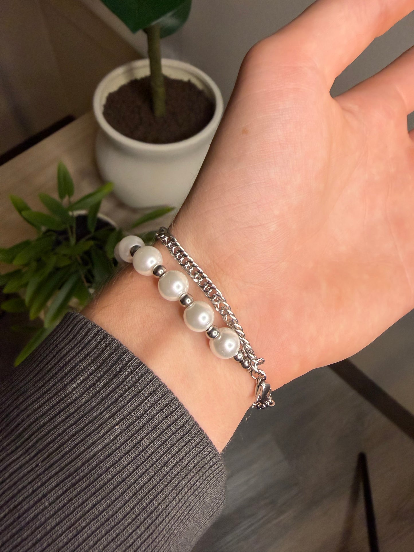 PEARL CHAIN BRACELET