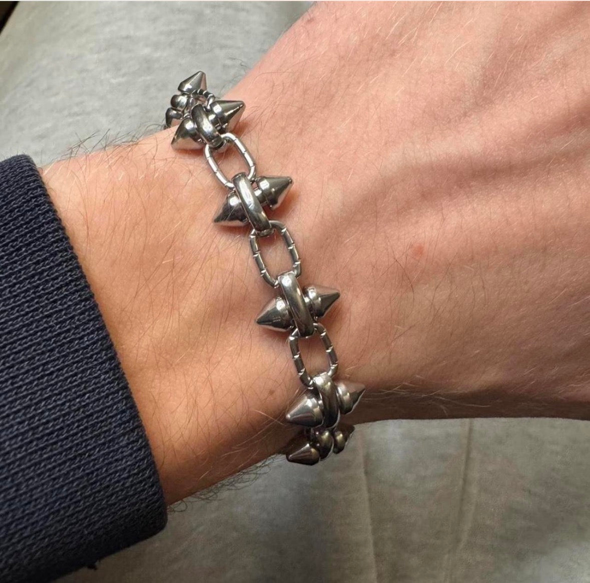 SPIKED BRACELET