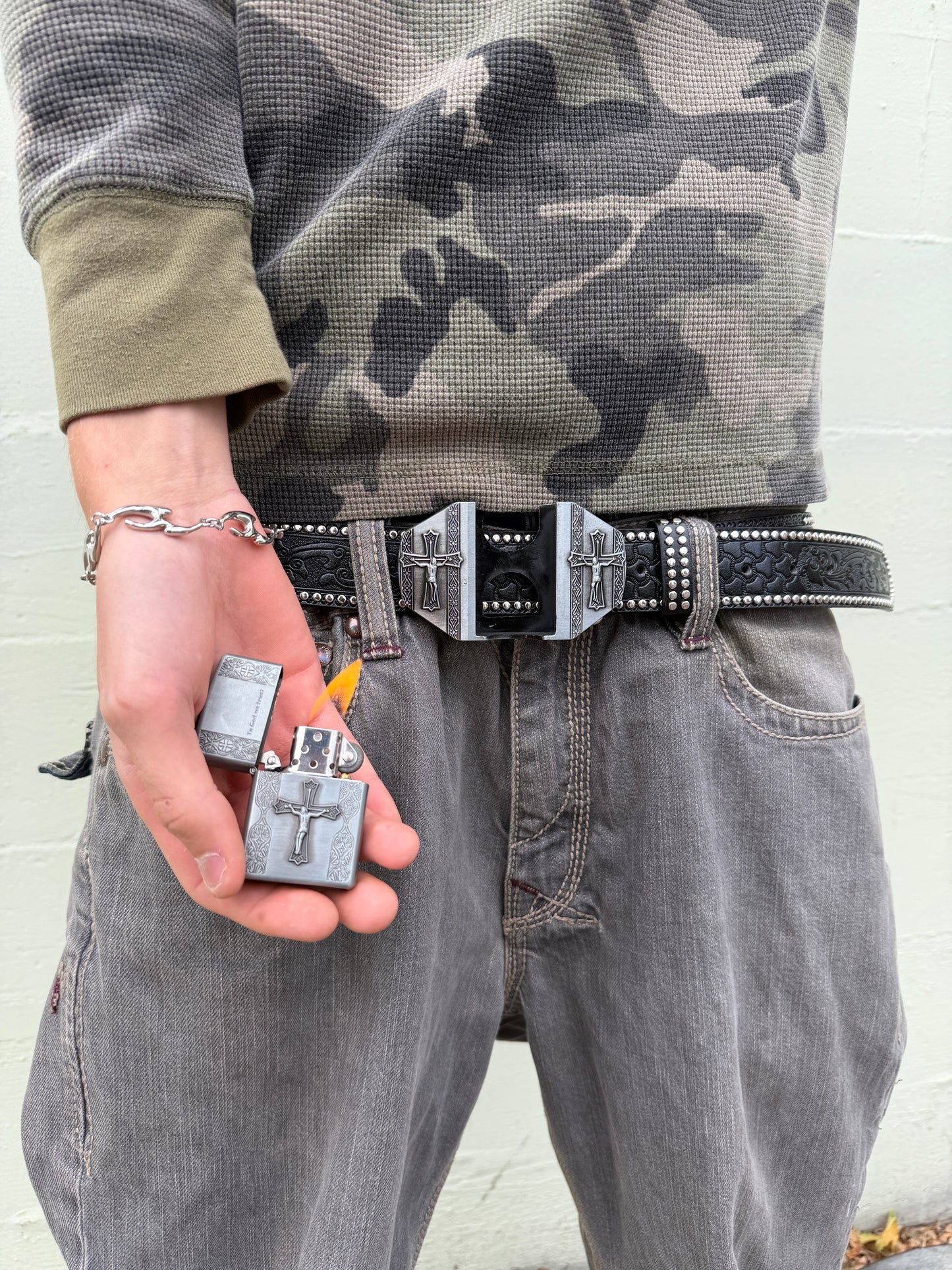 DIVINE CROSS LIGHTER BELT