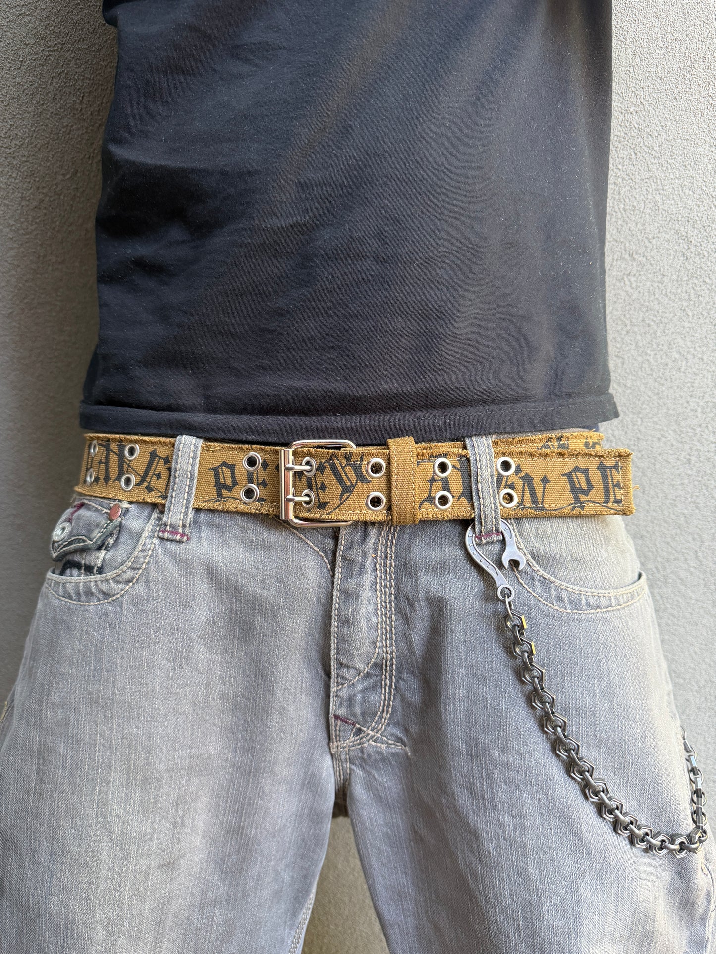 GRAFFITI BELT