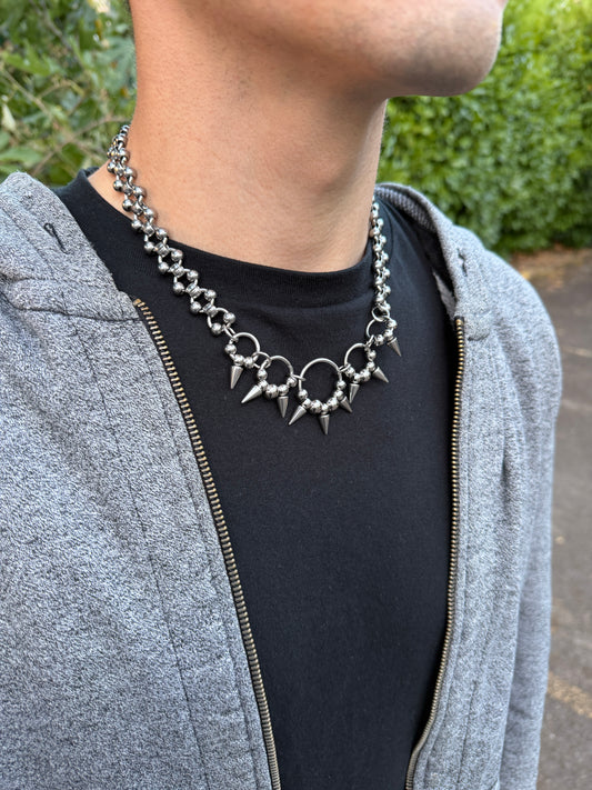 MATRIX SPIKE NECKLACE