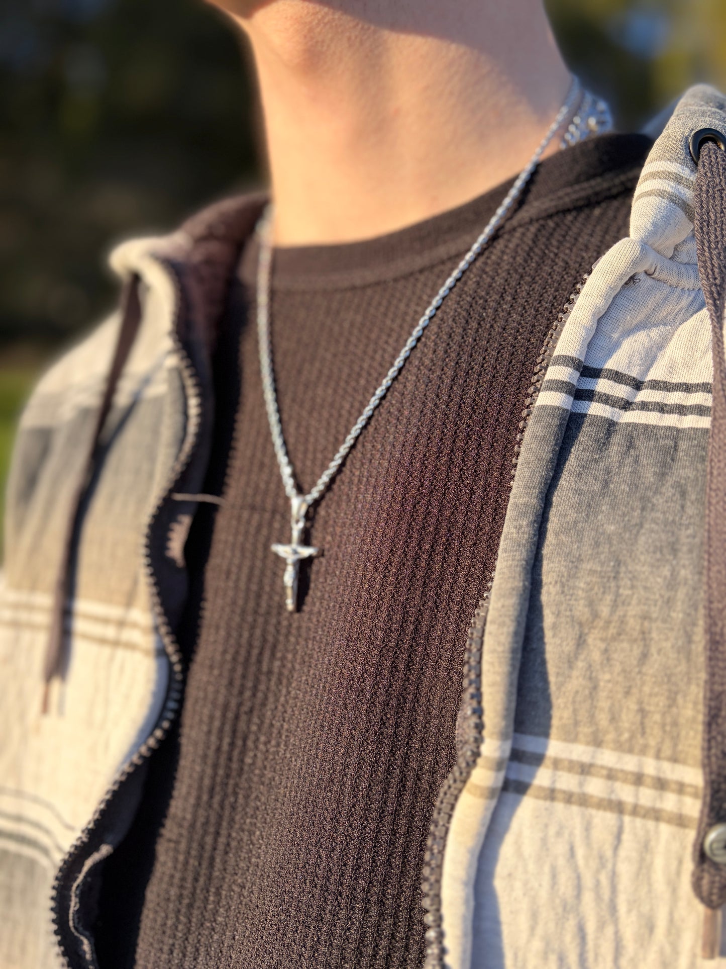 SILVER JESUS CRUSIFIX NECKLACE