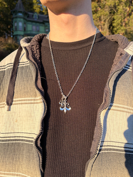 DOUBLE FLEUR DE LIS NECKLACE
