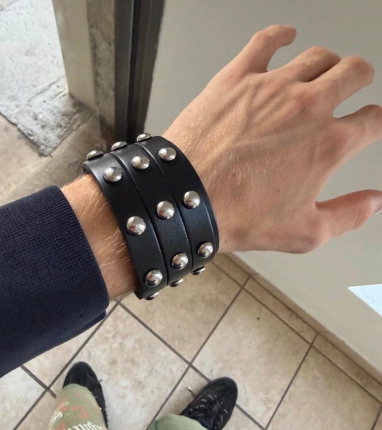 STUDDED LEATHER BRACELET
