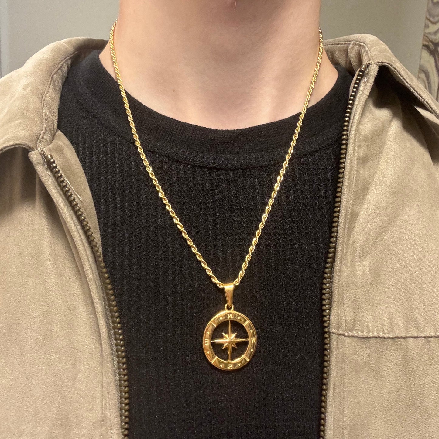 OPEN COMPASS NECKLACE